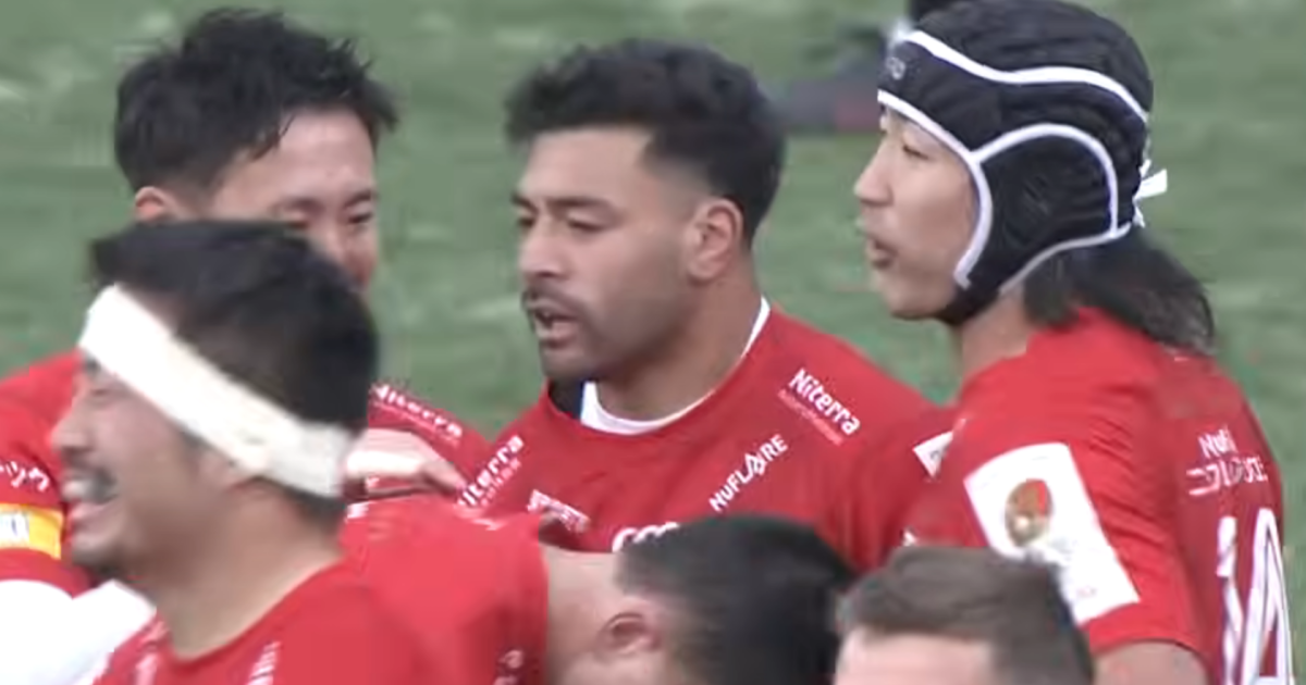 Richie Mo’unga snaps Kubota’s unbeaten run with last-gasp winner