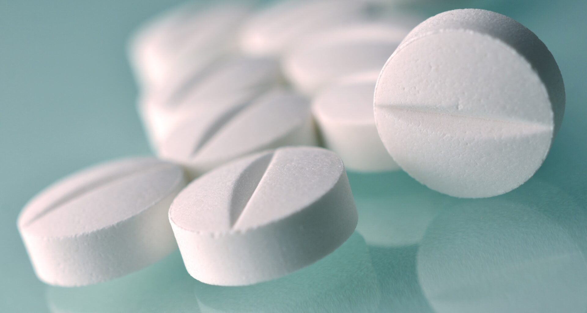 Popular painkiller offers little relief and serious risks