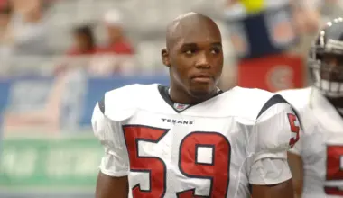 Revisiting DeMeco Ryans' playing career in NFL: What to know about Texans coach's time with Houston image