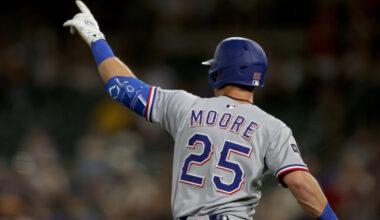 Phillies Sign Dylan Moore To Minor League Deal