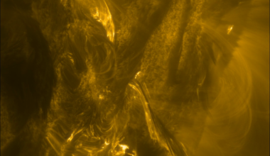Unleashing a solar flare
