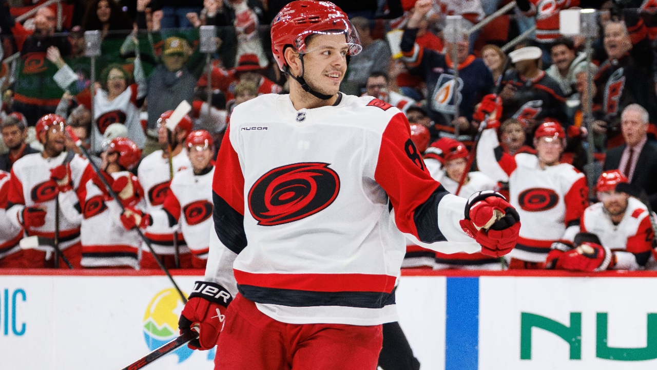 Hurricanes considering trade offers for Jesperi Kotkaniemi