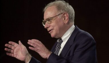 Debt Can Ruin Your Life, Buffett Warns: 'Many People Love Spending Beyond Their Income'