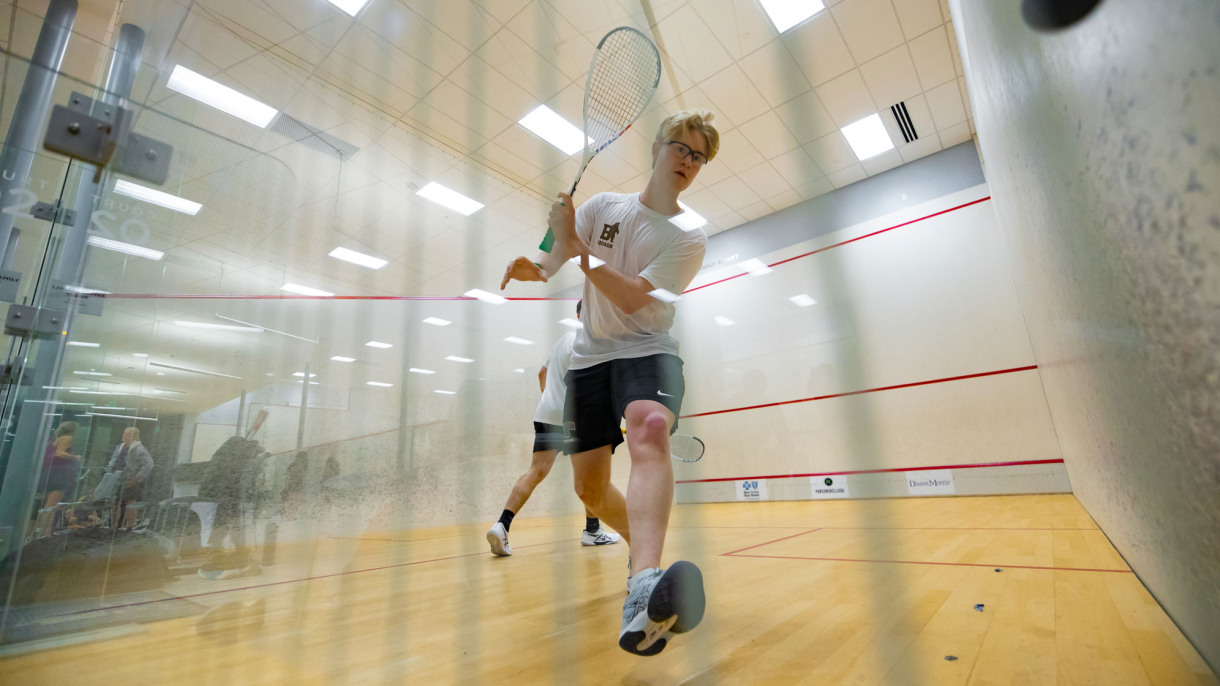 Brown Elevates Golf, Squash Teams to Varsity in 2026