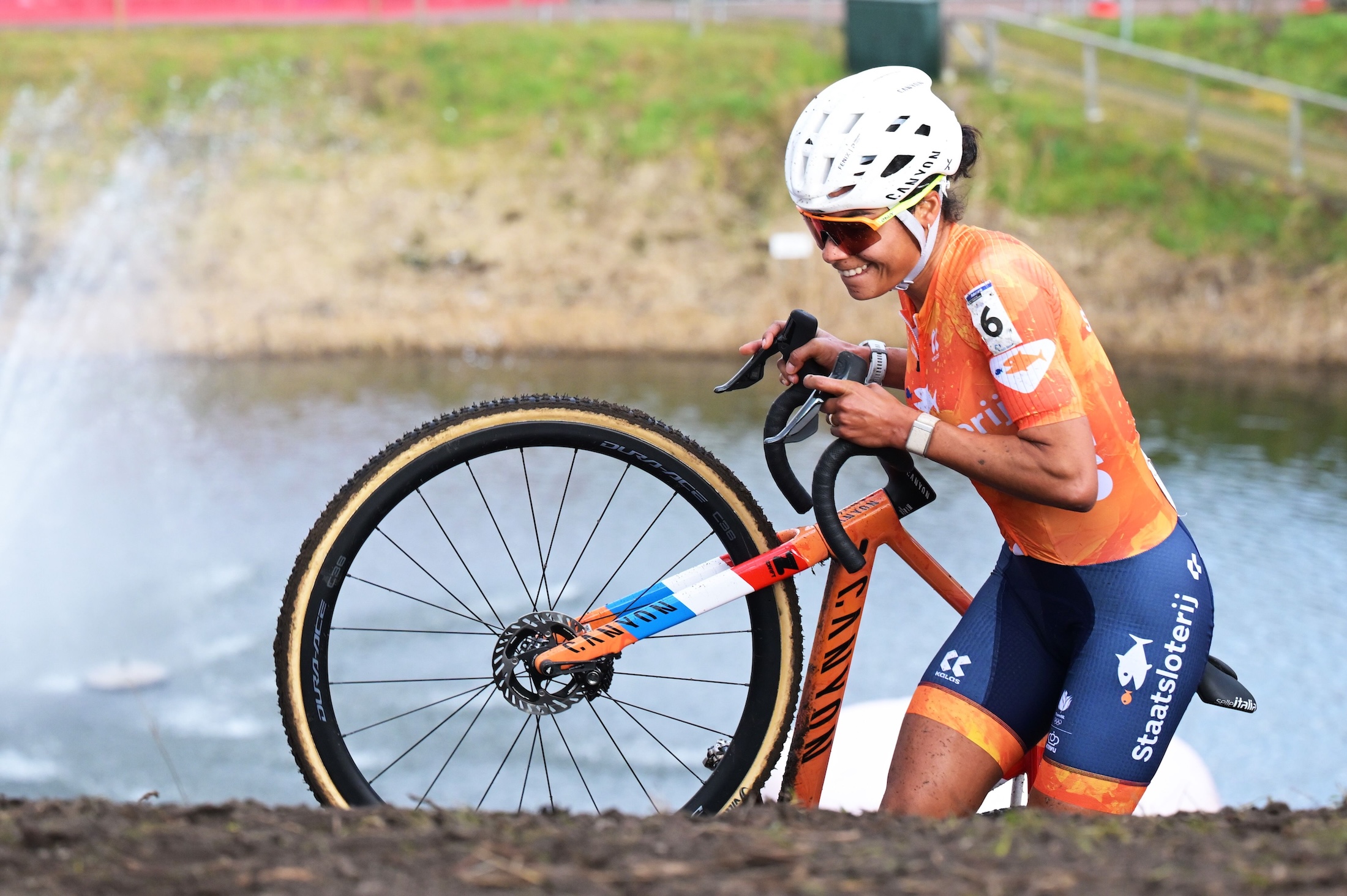 Mandatory Credit: Photo by David Pintens/Belga/Shutterstock (16497566o)Dutch Ceylin del Carmen Alvarado pictured in action during the elite women race at the UCI Cyclocross World Championships, on Saturday 31 January 2026, in Hulst, The Netherlands.Cyclocross World Championships Elite Women, Hulst, Netherlands - 31 Jan 2026