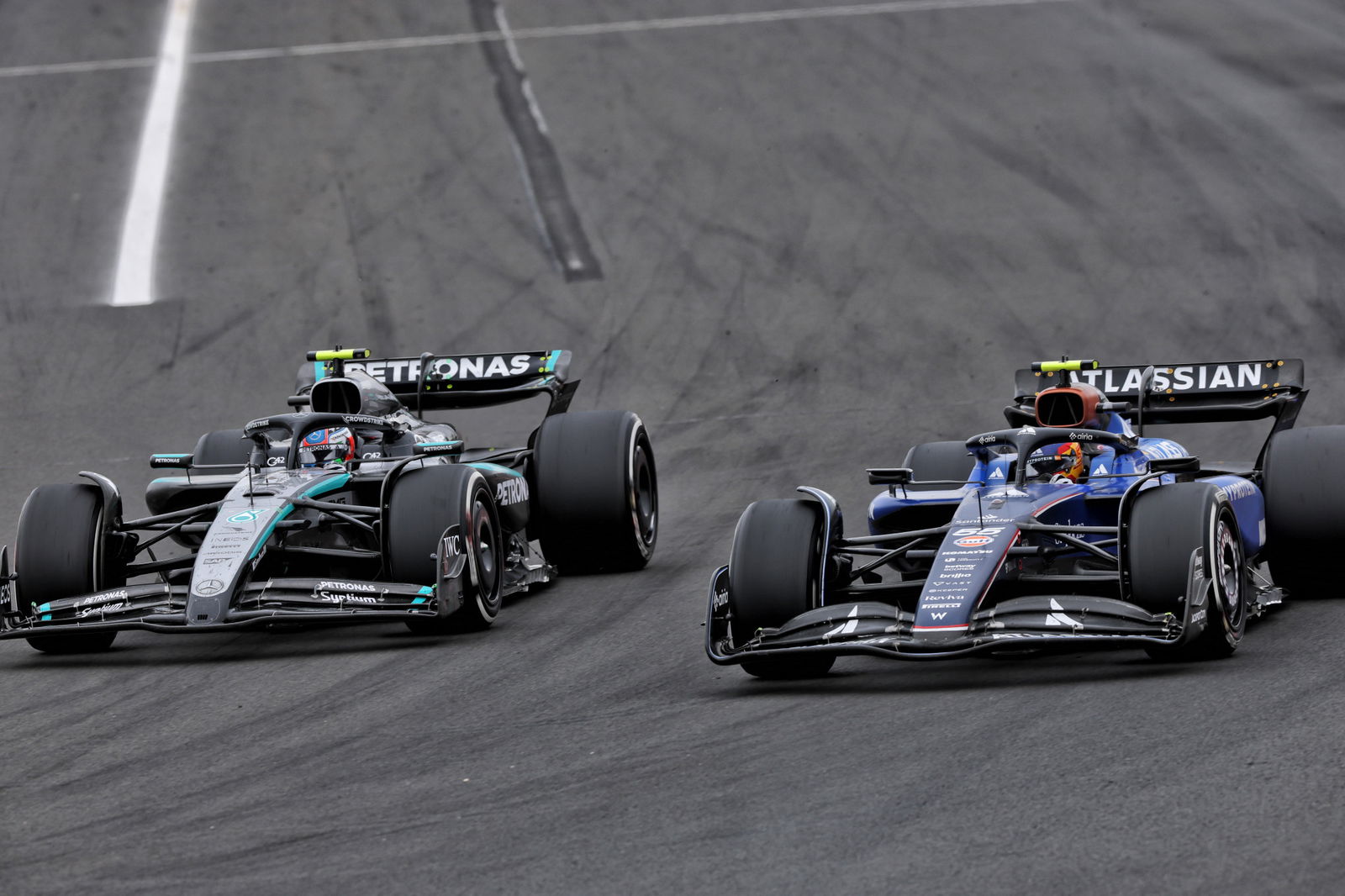 Williams and Mercedes lock in 2026 unveilings