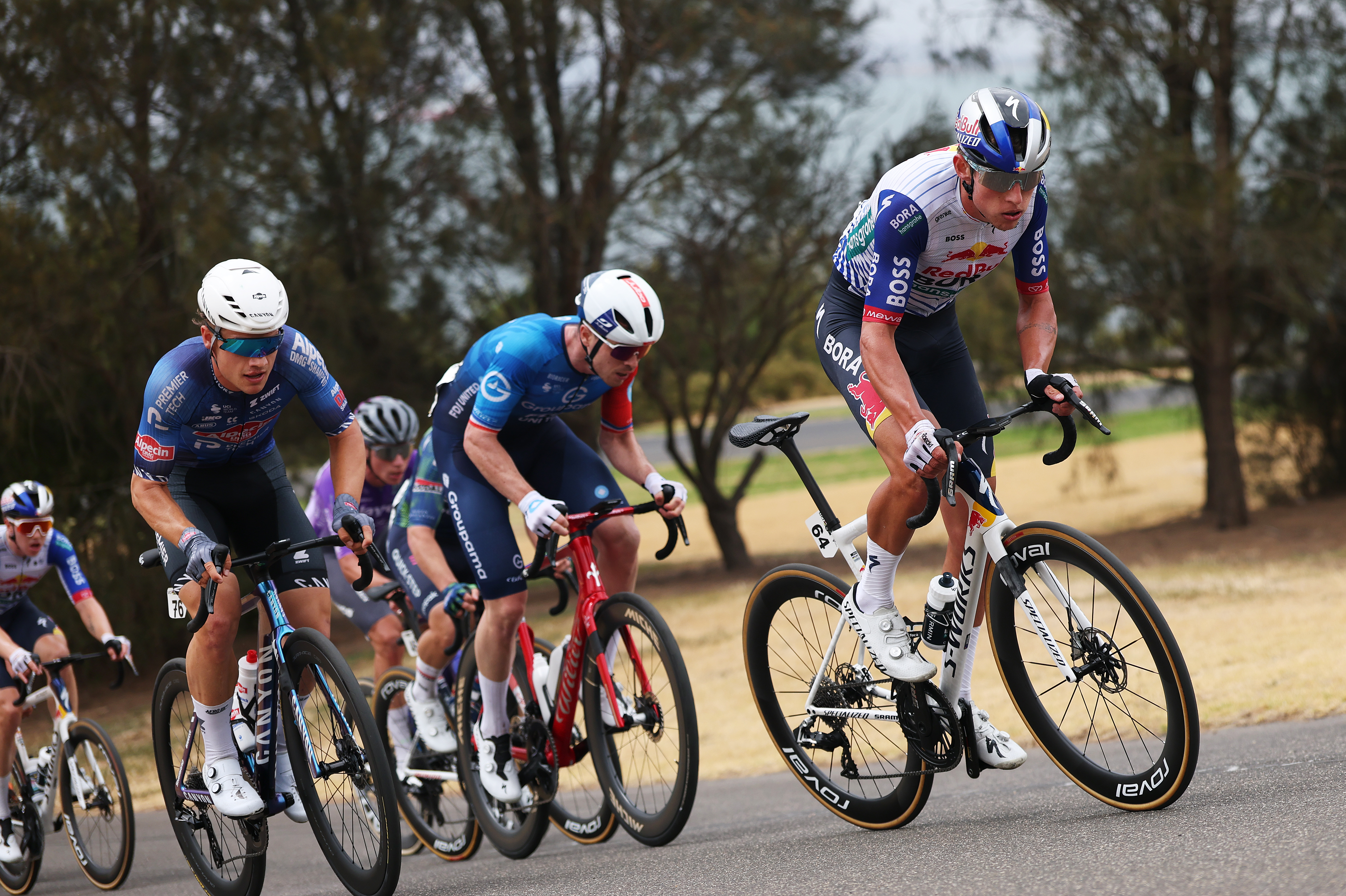 GEELONG, AUSTRALIA - JANUARY 29: Laurence Pithie of New Zealand and Team Red Bull &ndash; BORA &ndash; Hansgrohe competes during the Cadel's Criterium 2026, Men's Elite a 50km one day race from Geelong to Geelong on January 29, 2026 in Geelong, Australia. (Photo by Con Chronis/Getty Images)