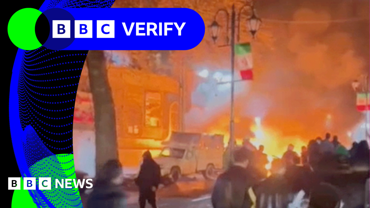 BBC Verify Live: Tracking spread of Iran protests during internet blackout