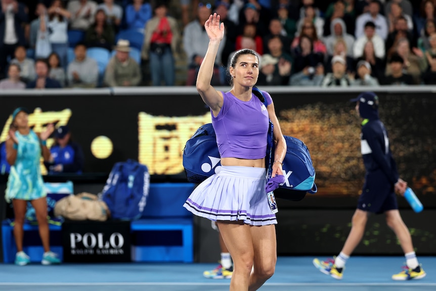 Sorana Cirstea waves to the crowd