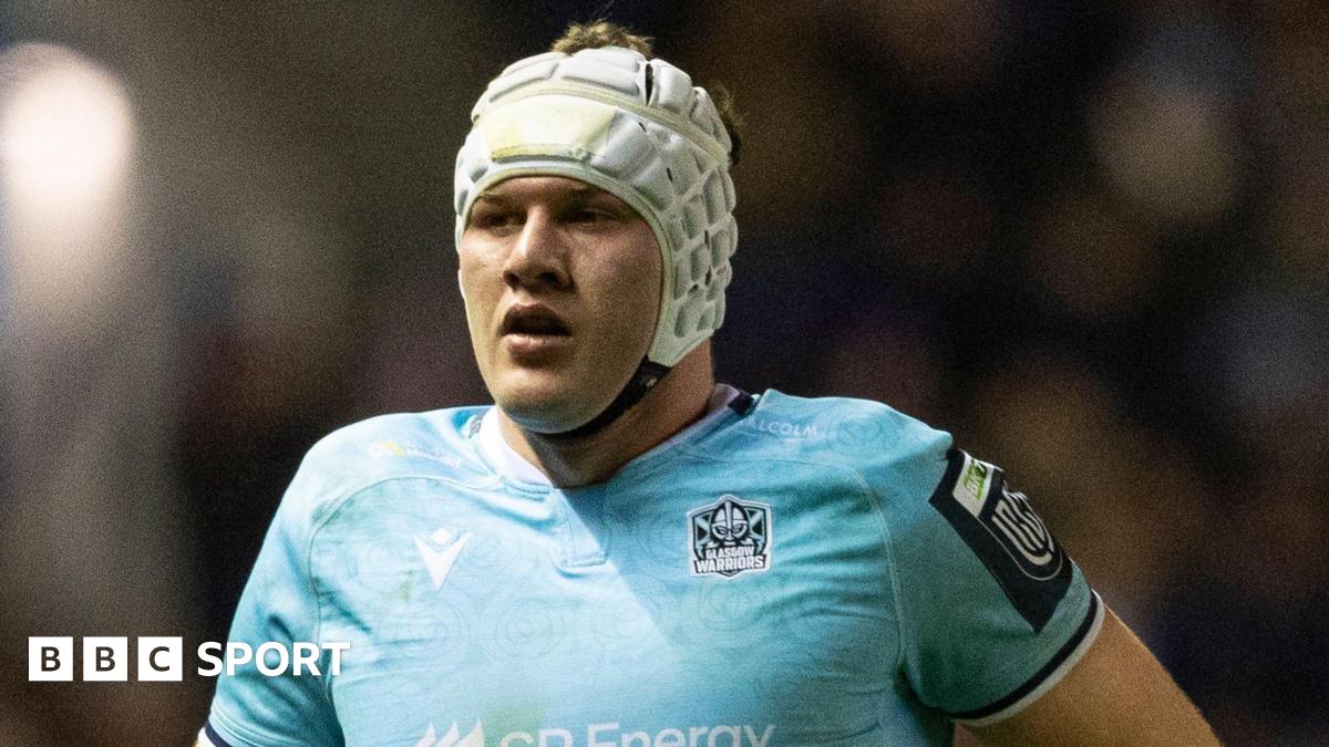 Gregor Hiddleston in action for Glasgow Warriors