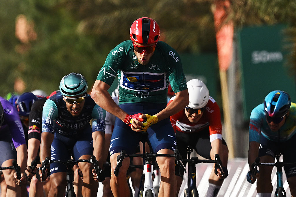 ALMANSHIYAH, SAUDI ARABIA - JANUARY 28: Jonathan Milan of Italy and Team Lidl - Trek - Green Leader Jersey celebrates at finish line as stage winner during the 6th AlUla Tour 2026, Stage 2 a 152km stage from AlManshiyah Train Station to AlManshiyah Train Station on January 28, 2026 in AlManshiyah, Saudi Arabia. (Photo by Dario Belingheri/Getty Images)