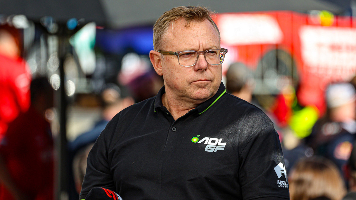 Leigh Diffey voices support for Neil Crompton