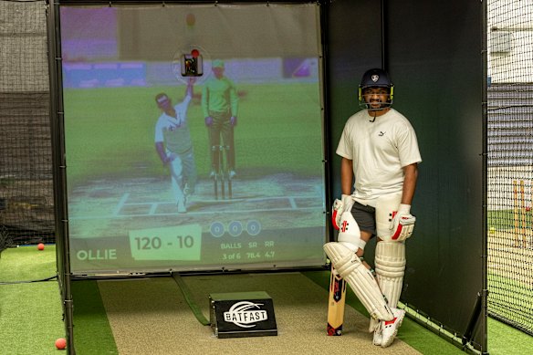 Krish Selvanathan tries out Hitz technology in Melbourne.