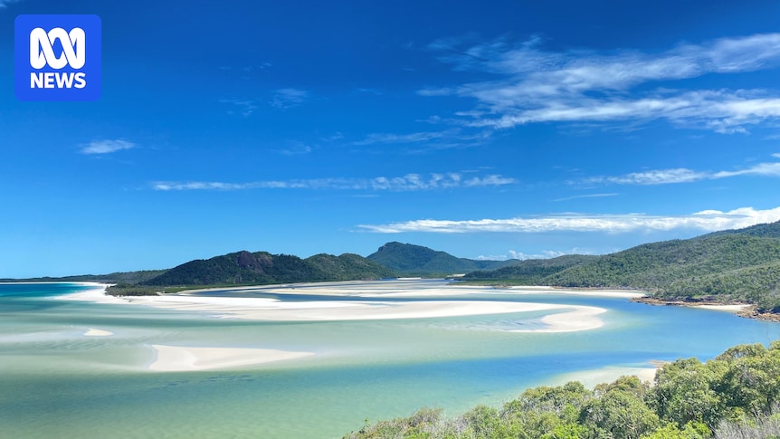 Irish man, 35, drowns at Whitehaven Beach on New Year's Eve