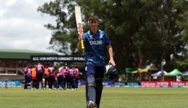 ben-mayes-walks-off-after-scoring-191