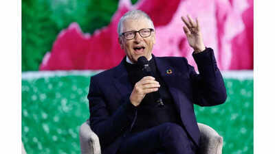 Bill Gates 'sends warning' to investors from Davos: Not all companies will be ...