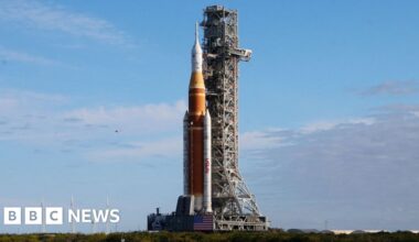 Nasa's mega Moon rocket arrives at launch pad
