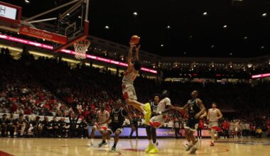 Lobo men’s basketball howls louder than the Wolf Pack