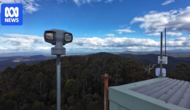 Remote fire detection technology set to double across Tasmania after AI cameras spot hundreds of blazes