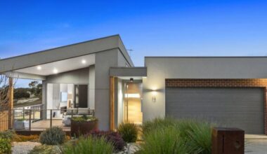 Wandana Heights home sells after attracting interest from AFL player