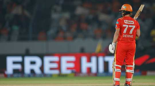 coming-in-at-no-5-sophie-devine-scored-a-crucial-50-off-42