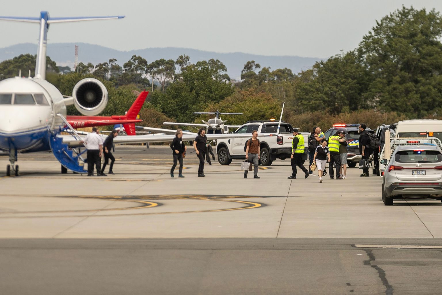 Foo Fighters touch down at Launceston Airport ahead of historic show