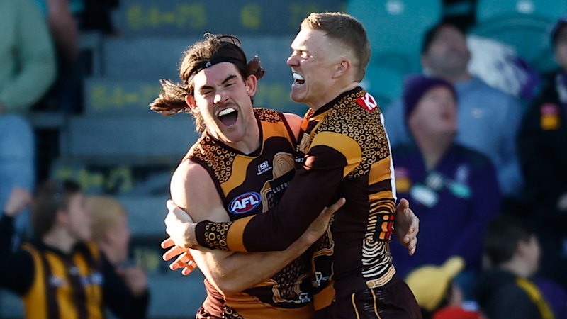 Hawthorn Hawks appoint co-captains for the first time, Jai Newcombe and James Sicily; Dion Prestia, Steven May ask for assault charges to be withdrawn over Sorrento fight