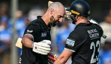 daryl-mitchell-and-glenn-phillips-added-219-runs-off-186-balls