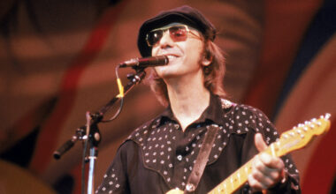 3 Pop Stars From the 1960s Who Are Known by One-Word Names