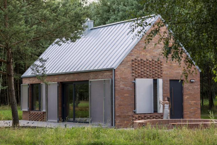 Forest House / Studio Onu - Exterior Photography, Windows, Door, Facade, Forest