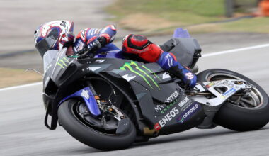 Andrea Dovizioso, new front wing, Sepang MotoGP Shakedown Test (pic Gold&Goose)