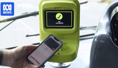 Credit card tap-and-go in final testing phase for ticketless public transport in Victoria