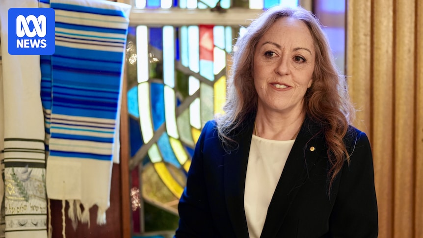 Sydney rabbi shares rituals behind how Jews grieve and heal, amid National Day of Mourning for Bondi victims