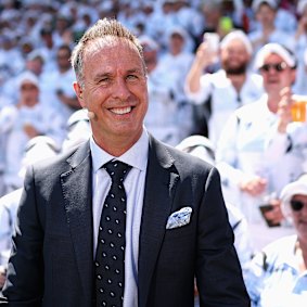 Fox Cricket and Kayo commentator Michael Vaughan – a former Ashes-winning England skipper – has some fun with the crowd.
