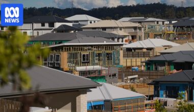 Final report urges Queensland to opt out of building accessibility requirements, government says it won't