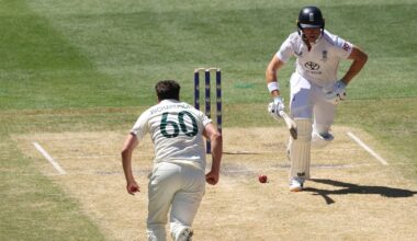 England's Jacob Bethell runs between the wickets while Australia's Jhye Richardson attempts to run him out during the second day of the fourth Ashes cricket Test at the Melbourne Cricket Ground (MCG) in Melbourne on December 27, 2025. Photo: AFP/Martin Keep