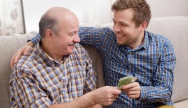 Proactive Technology Helps Extended Households’ Finances