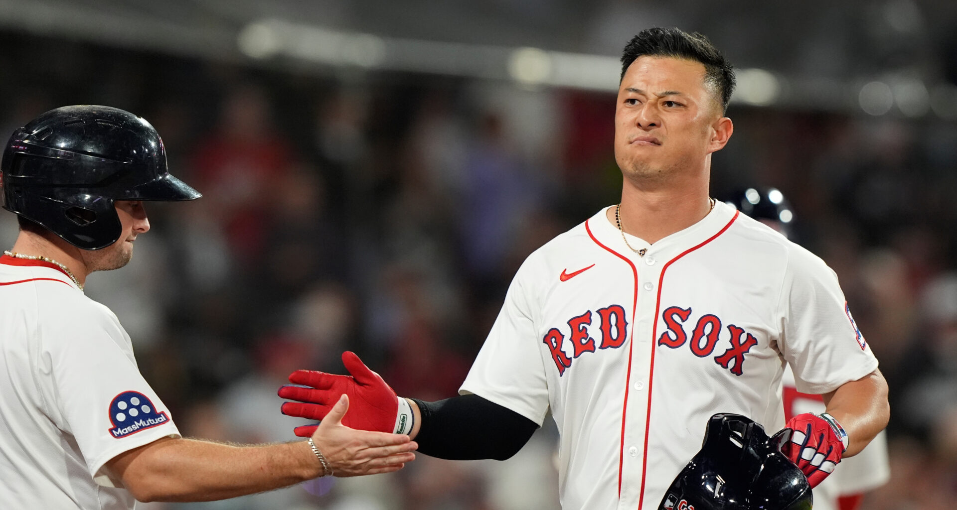Details of Rob Refsnyder's $6.25 million, 1-year contract with the Seattle Mariners
