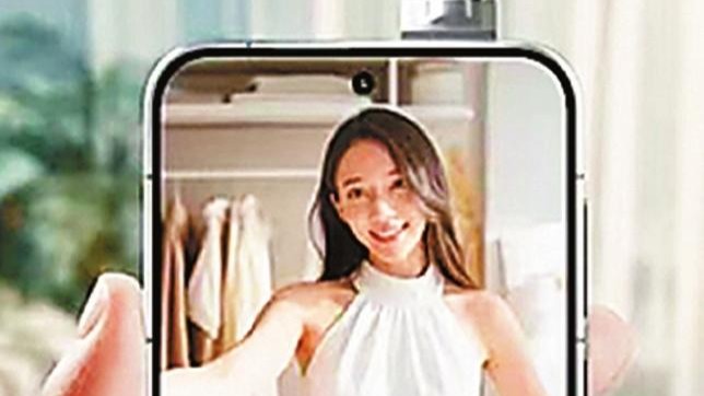 Honor reveals groundbreaking Robot Phone prototype