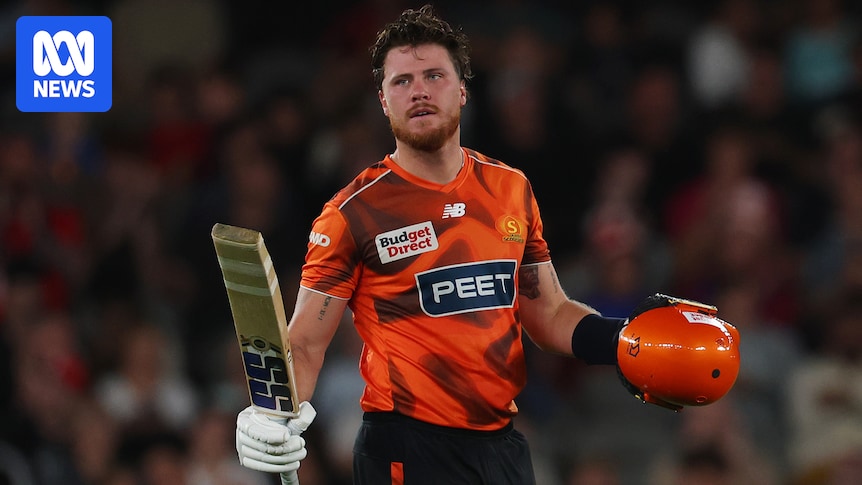 Finn Allen smashes maiden BBL century as Perth Scorchers book finals spot