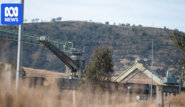 ASX-listed coal mine company buries report into whistleblower allegations