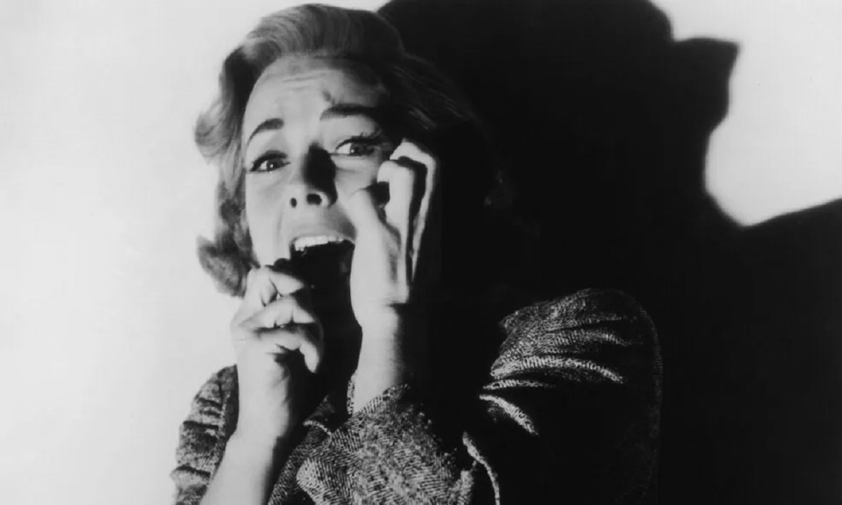 Consumer confidence plunges with jobs