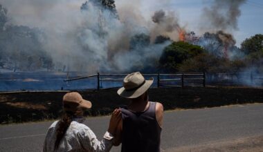 Devastating bushfires sweep Central Victoria