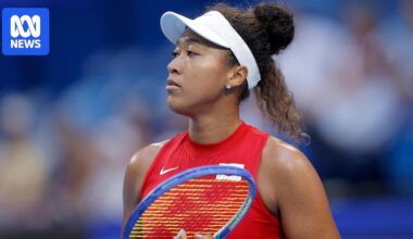 Naomi Osaka loses United Cup match to Maria Sakkari ahead of Australian Open