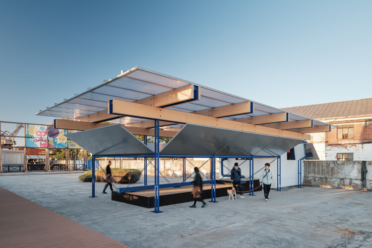 Floating Cabin / Atelier Wen'Arch - Exterior Photography