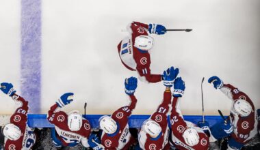 Nelson's cheeky wrister | NHL.com