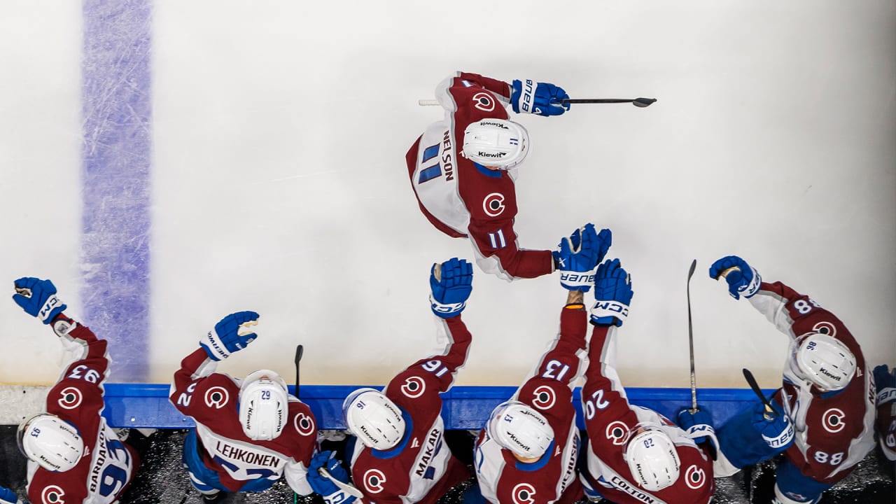 Nelson's cheeky wrister | NHL.com