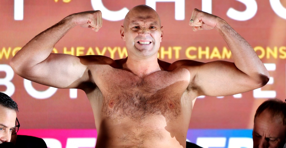 Tyson Fury shows off retirement belly in shirtless training video