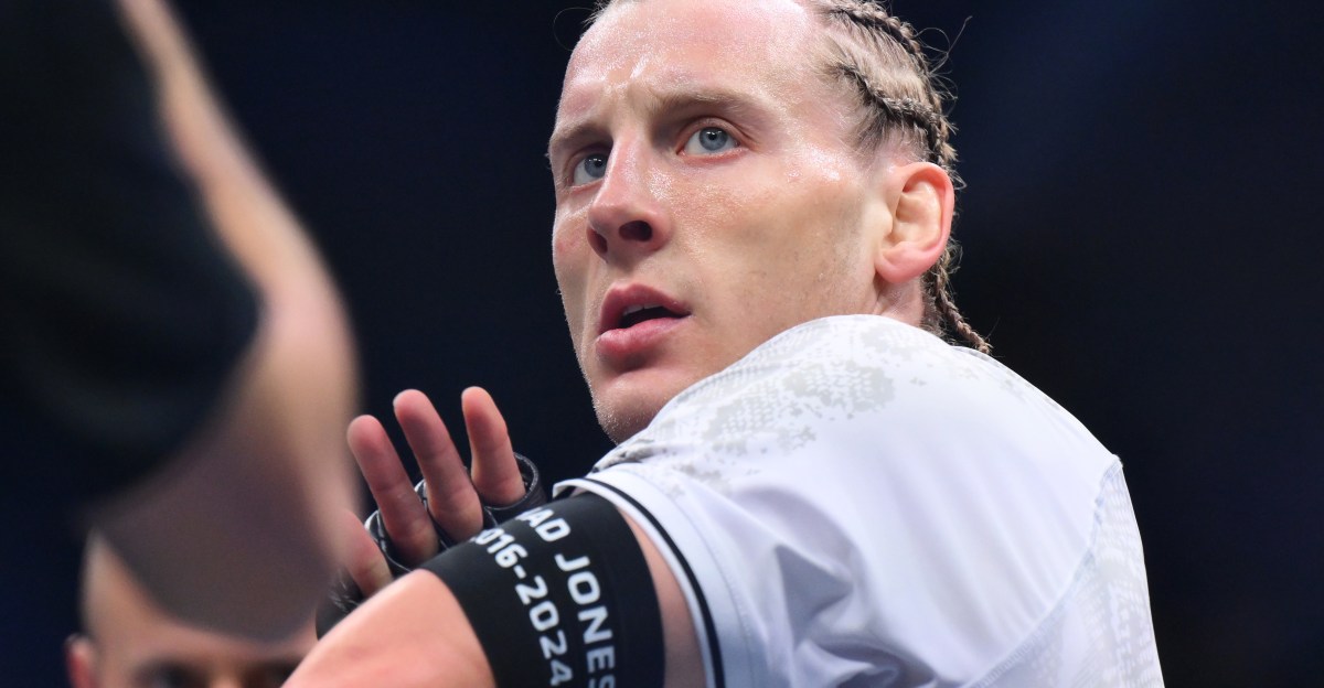 Pimblett, Hooker spark toxic feud after jokes about mothers and suicide