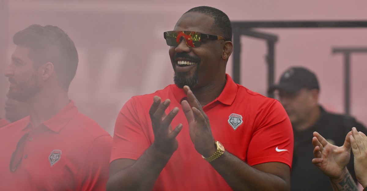 Jon Jones responds to Alex Pereira’s sly callout